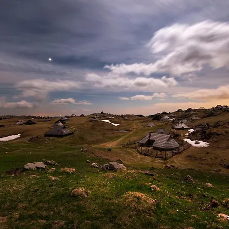Semesterbostad Koca Zlatorog - Velika Planina