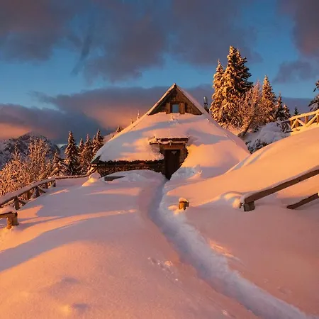 Semesterbostad Koca Zlatorog - Velika Planina
