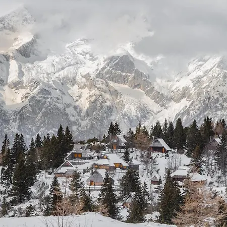 Koca Zlatorog - Velika Planina *