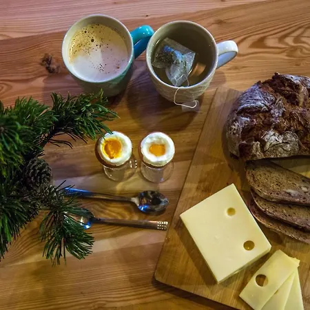 Koca Zlatorog - Velika Planina * Stahovica