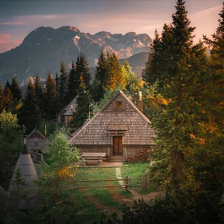 Koca Zlatorog - Velika Planina Holiday home