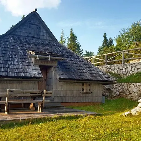 Semesterbostad Koca Zlatorog - Velika Planina