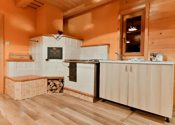 Koca Zlatorog - Velika Planina *