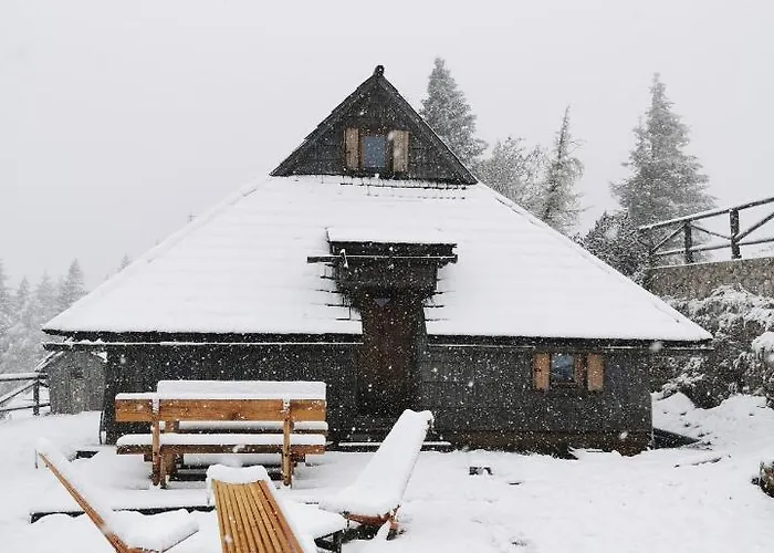 Koca Zlatorog - Velika Planina بيت للعطل *